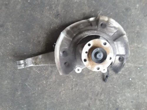 2012-2019 BMW 640i Front Right/Passenger RWD Used OEM Steering Knuckle Spindle