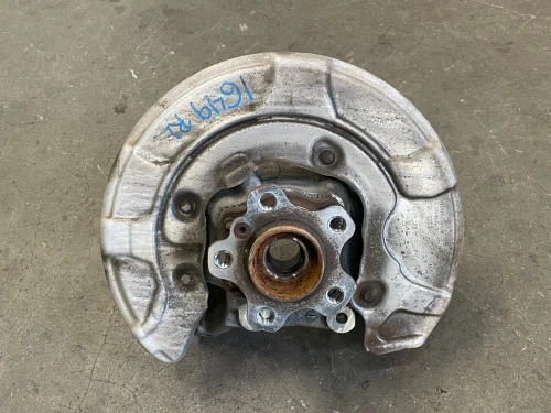 BMW 530i Rear Left/Driver RWD Used OEM Steering Knuckle Spindle