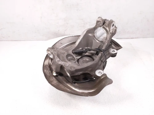 2019-2022 BMW 330i 31206878610 Front Right/Passenger Used OEM Steering Knuckle Spindle