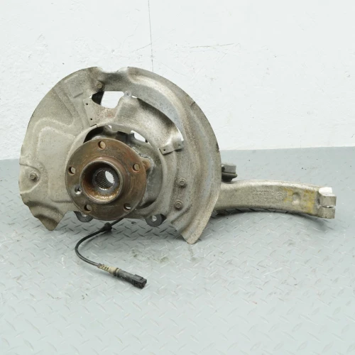 2014-2018 BMW X5 31216869869 Front Left/Driver Used OEM Steering Knuckle Spindle