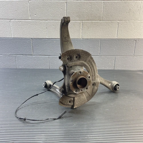 2011-2019 BMW 550i Front Right/Passenger RWD Used OEM Steering Knuckle Spindle