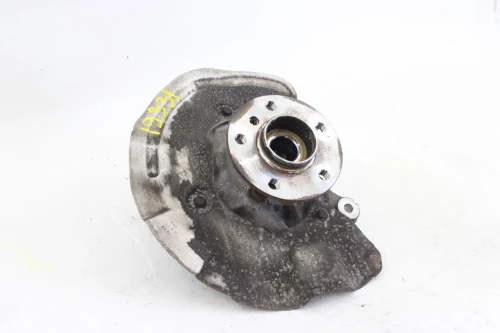 2018-2023 BMW X2 Front Right/Passenger With Hub Used OEM Steering Knuckle Spindle