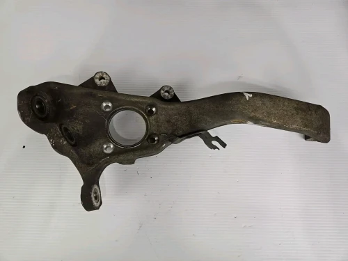 2007-2013 BMW X5 Front Left/Driver With Hub Used OEM Steering Knuckle Spindle