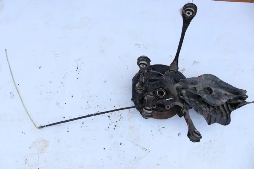 2017-2018 BMW 3 Series Rear Right/Passenger xDrive Used OEM Steering Knuckle Spindle