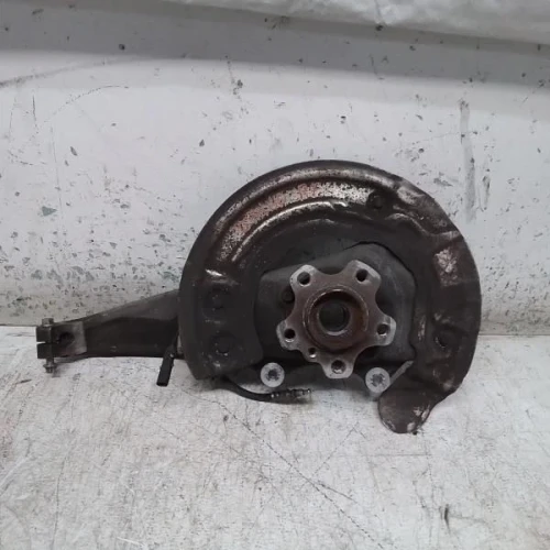 2016-2020 BMW 750i Front Right/Passenger Used OEM Steering Knuckle Spindle