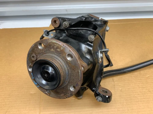 BMW X3 Front Right/Passenger RWD With Hub Used OEM Steering Knuckle Spindle