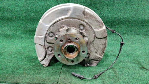 2019-2025 BMW X7 33306876651 Rear Left/Driver Used OEM Steering Knuckle Spindle