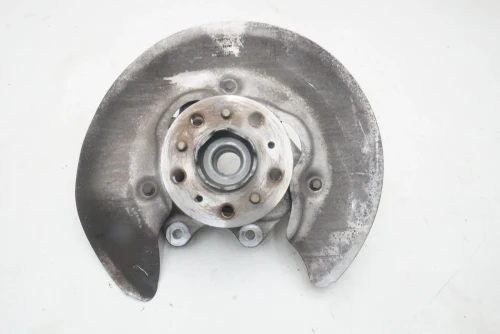 2021 BMW M4 33308095658 Rear Right/Passenger With Hub Used OEM Steering Knuckle Spindle