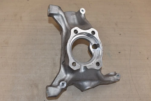 2021-2023 BMW M4 Front Right/Passenger RWD Used OEM Steering Knuckle Spindle