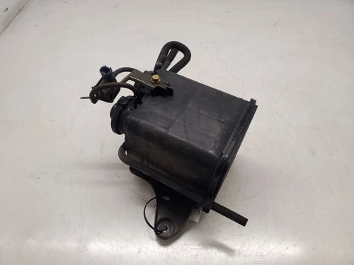 Toyota Camry LE, Fuel Vapor Canister, 1997-2001, 3.0L,V6, 1MZFE, 77704-33032,OEM
