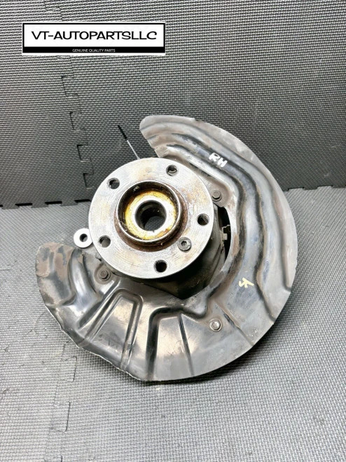 2015-2018 BMW X3 Front Right/Passenger Used OEM Steering Knuckle Spindle