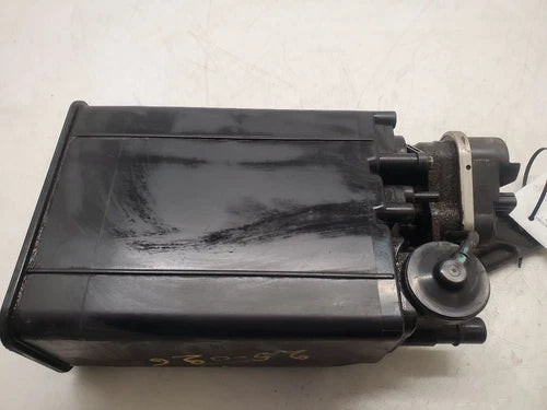 Toyota Tacoma, Fuel Vapor Canister, 2005-2012, 2.7L,4CYL, 2TRFE, 77740-04020,OEM
