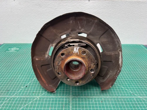 2007-2013 BMW X5 Rear Right/Passenger With Hub Used OEM Steering Knuckle Spindle