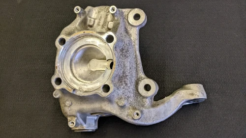 BMW 540i 31211096495 Front Left/Driver Used OEM Steering Knuckle Spindle