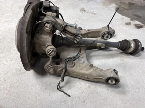 2011-2016 BMW 5 Series Rear Right/Passenger With Hub Used OEM Steering Knuckle Spindle