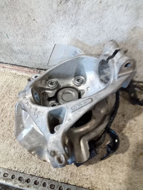2014-2020 BMW i3 Front Left/Driver Used OEM Steering Knuckle Spindle