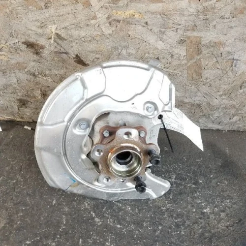 2018 BMW 740i 33306865661 Rear Left/Driver With Hub Used OEM Steering Knuckle Spindle