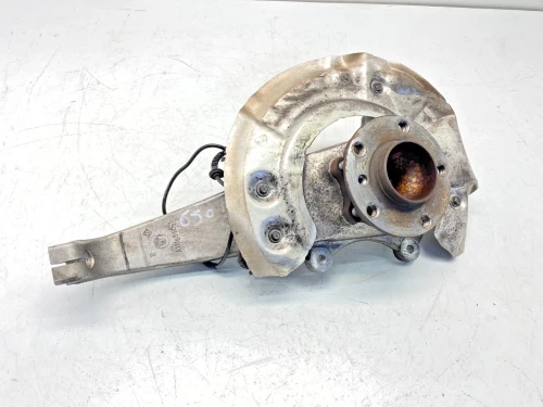 BMW 5 Series Front Left/Driver RWD With Hub Used OEM Steering Knuckle Spindle
