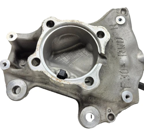 2013-2018 BMW 335i Front Right/Passenger RWD With Hub Used OEM Steering Knuckle Spindle
