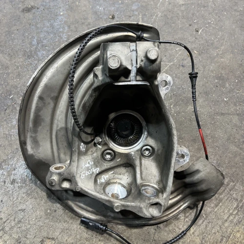 2019-2024 BMW 3 Series Front Right/Passenger AWD Used OEM Steering Knuckle Spindle