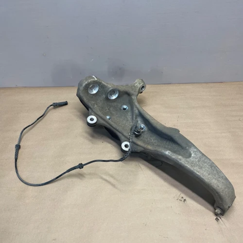 2011-2019 BMW 535i Front Right/Passenger RWD With Hub Used OEM Steering Knuckle Spindle