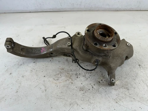 2014-2018 BMW X5 Front Left/Driver With Hub Used OEM Steering Knuckle Spindle