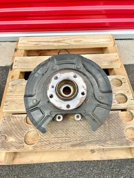 2011-2018 BMW X4 Rear Left/Driver With Hub Used OEM Steering Knuckle Spindle