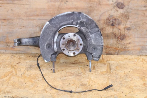 2012-2019 BMW M5 Front Right/Passenger Used OEM Steering Knuckle Spindle