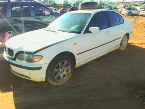 2001-2006 BMW 325i Front Left/Driver Used OEM Steering Knuckle Spindle