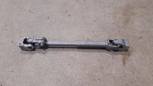 BMW M4 Used OEM Steering Knuckle Spindle
