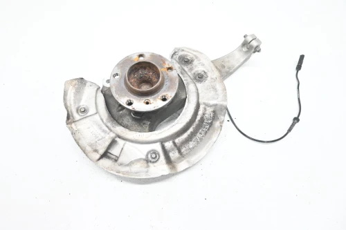 BMW 650i Front Right/Passenger RWD With Hub Used OEM Steering Knuckle Spindle