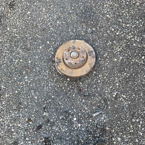 BMW 323i Front Left/Driver With Hub Used OEM Steering Knuckle Spindle