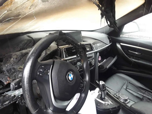 2017-2019 BMW 330i Front Left/Driver AWD Used OEM Steering Knuckle Spindle