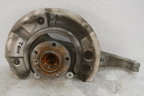 2010-2016 BMW 5 Series Front Left/Driver RWD With Hub Used OEM Steering Knuckle Spindle
