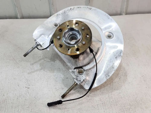 2023 BMW M4 Front Right/Passenger With Hub Used OEM Steering Knuckle Spindle