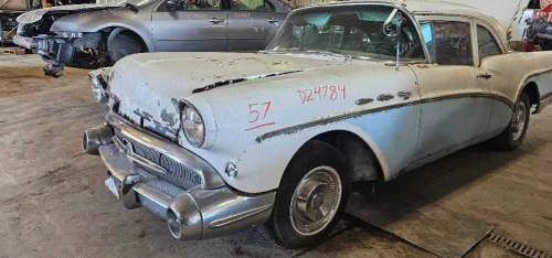 1957 Buick 1097413 Front Left/Driver Drum Brake Used OEM Steering Knuckle Spindle