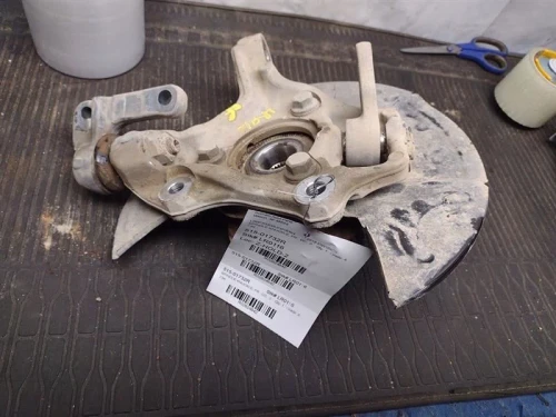 2016-2020 Buick Envision 84180900 2824642 Front Right/Passenger Used OEM Steering Knuckle Spindle