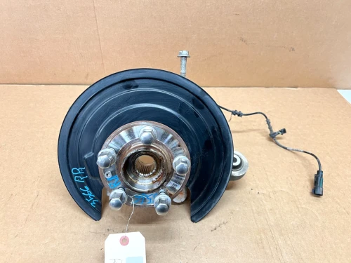 2018-2020 Buick Regal Rear Right/Passenger AWD With Hub Used OEM Steering Knuckle Spindle