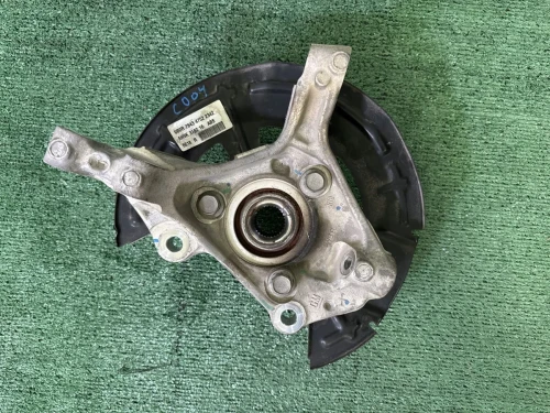 2021 Buick Encore GX Front Right/Passenger With Hub Used OEM Steering Knuckle Spindle