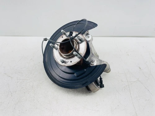 2018-2020 Buick Regal Rear Right/Passenger FWD With Hub Used OEM Steering Knuckle Spindle