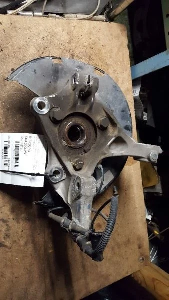 2012-2017 Buick Verano 1922558 Front Left/Driver Used OEM Steering Knuckle Spindle