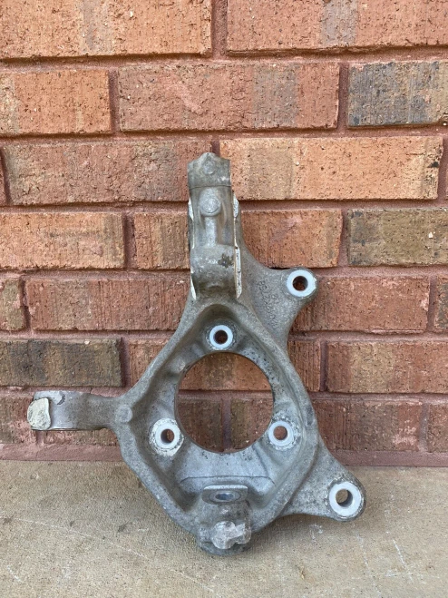 2009-2017 Buick Enclave Front Left/Driver Used OEM Steering Knuckle Spindle