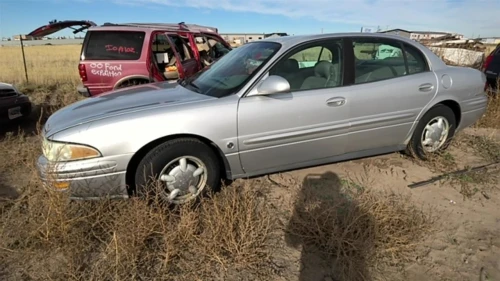 1997-2000 Buick Park Avenue 31205933 Front Left/Driver Used OEM Steering Knuckle Spindle