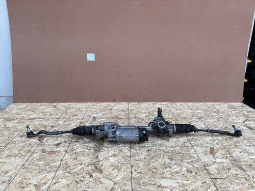 MERCEDES CLS63 W212 E63 AMG-S 10-18 OEM POWER STEERING RACK AND PINION (CRACKED) used OEM rack and pinion assembly