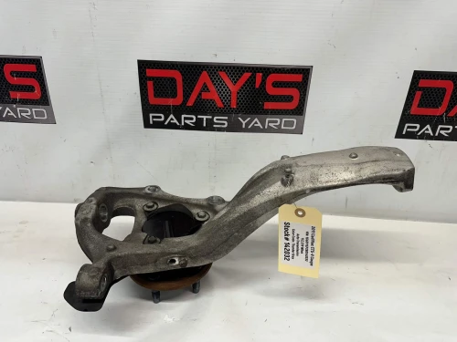 2011 Cadillac CTS-V Front Left/Driver With Hub Used OEM Steering Knuckle Spindle