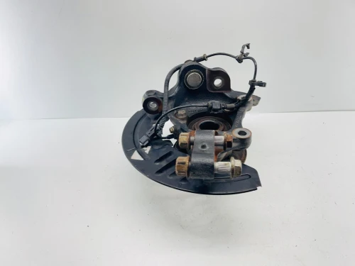 2014-2019 Cadillac CTS Front Left/Driver With Hub Used OEM Steering Knuckle Spindle