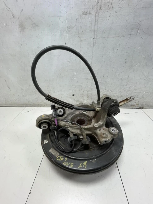 2015 Cadillac CTS Rear Left/Driver Used OEM Steering Knuckle Spindle