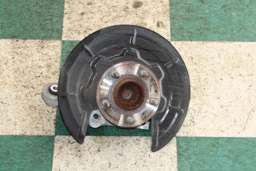 2019-2025 Cadillac XT4 Rear Left/Driver With Hub With Bearing Used OEM Steering Knuckle Spindle