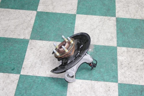 2019-2024 Cadillac XT4 Rear Right/Passenger With Hub Used OEM Steering Knuckle Spindle