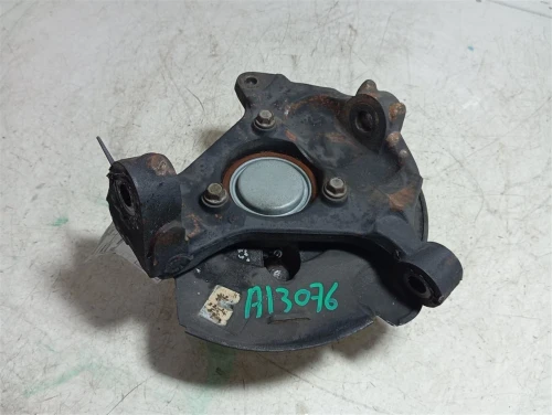 2007-2014 Cadillac Escalade 3869502 Front Right/Passenger Used OEM Steering Knuckle Spindle